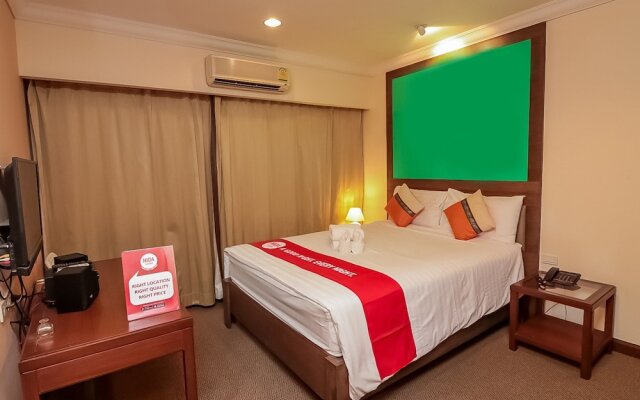 NIDA Rooms Silom Soi 12 Planet