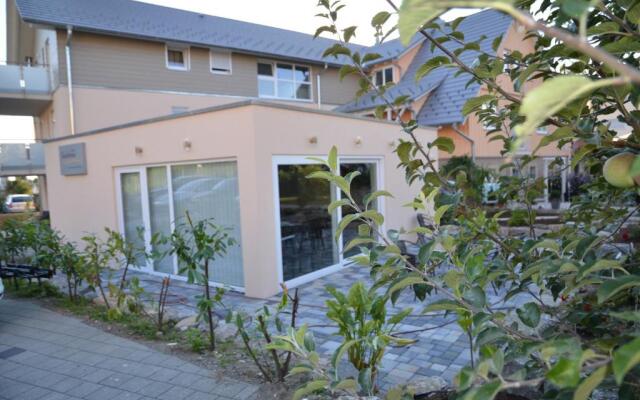 Seebrise mit Musik und Wein