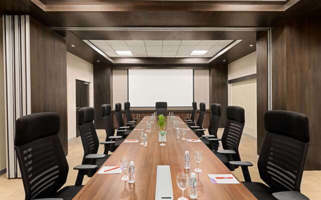 Ramada Encore by Wyndham Statue of Unity