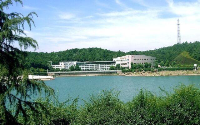 Dolton Resort Tongshenhu Hotel - Changsha