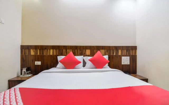 Hotel Saivishwakarma Palace