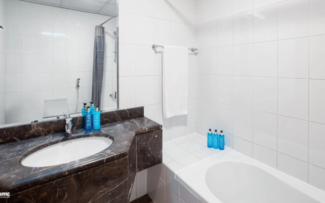 ST-Burj Al Nujoom-1711