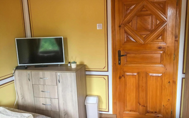 Стаи за гости Бащино огнище