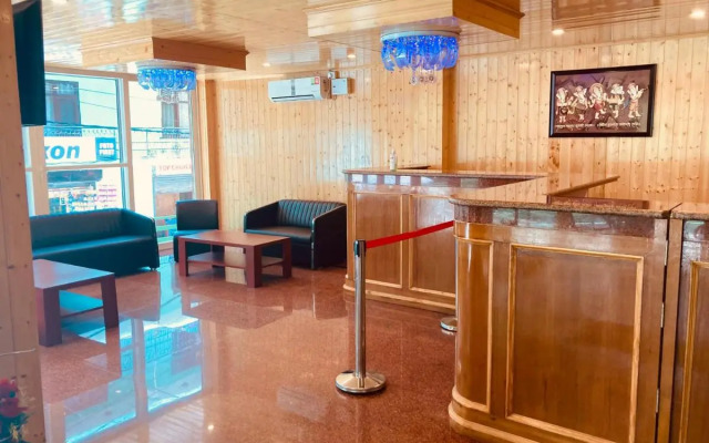 Vista Hill Resort- Centrally Heated & Air Cooled Resort, Manali