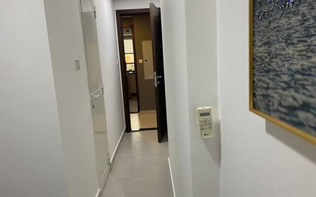 La mer Specious Apartment