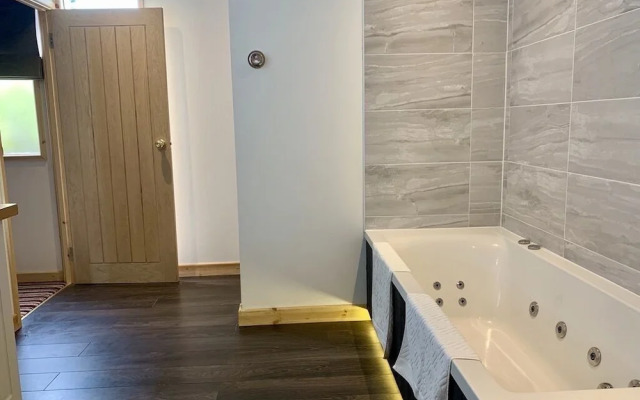 The Waterfront Lodges