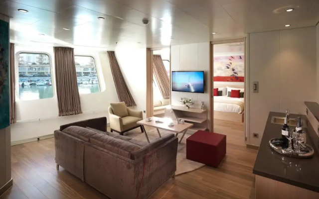 Sunborn Gibraltar Yacht Hotel Resort