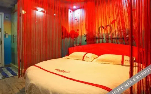 Yuanai Hotel (Yellow Crane Tower Hubu Lane)