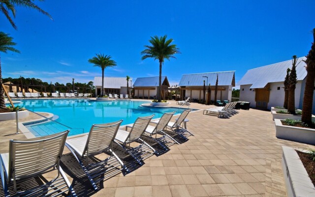 Galanta 2 Bedroom Condo By Coastal Dreamin