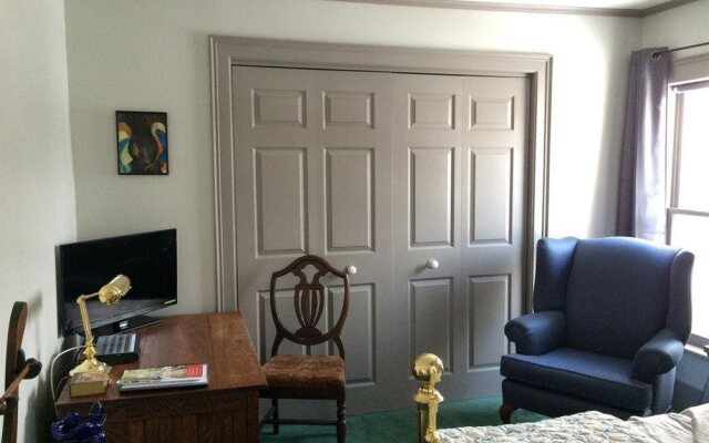 Dundas Glen Bed & Breakfast