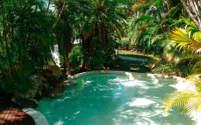 Beach Terraces- Port Douglas