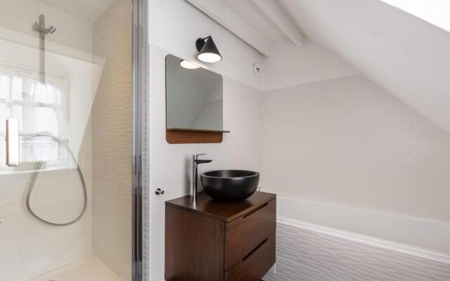 Le Phare Bleu - near center & beach - 2 to 4 P