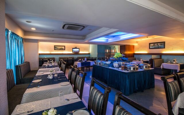 OYO 1085 Hotel Budhil Park