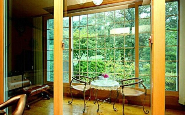 Seasonal Sky Pension