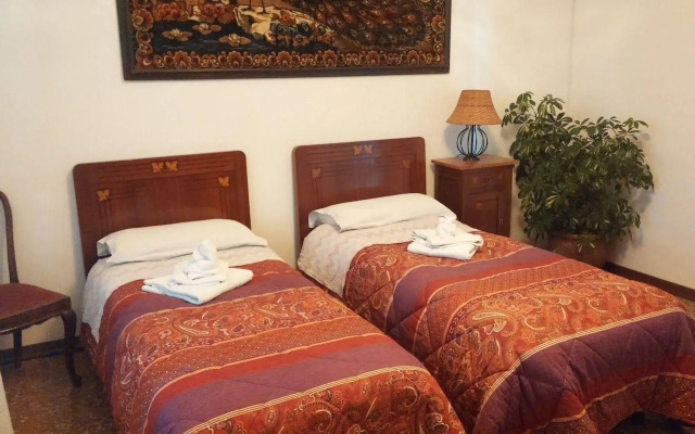 Venice Treviso Airport Bed