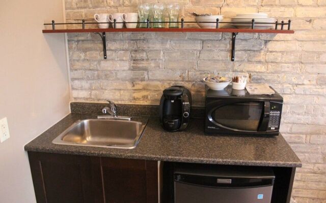 Wellington Street Inn