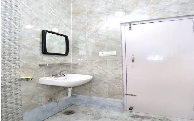 OYO 10737 Home Mountain View 3BHK Keleston