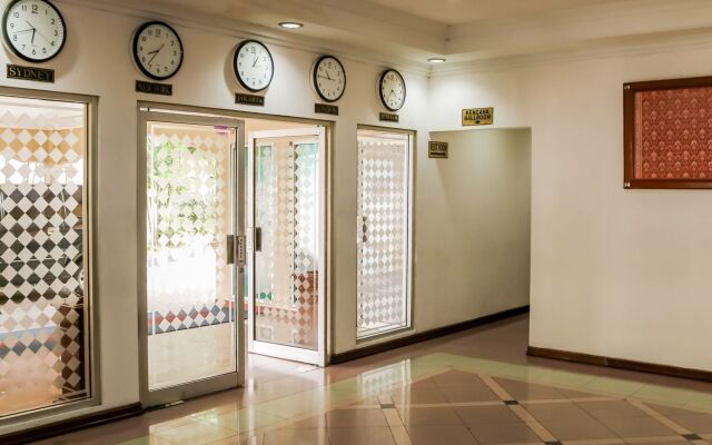 Puri Jaya Hotel