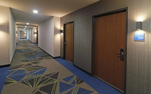 Holiday Inn Express Monterrey Fundidora by IHG
