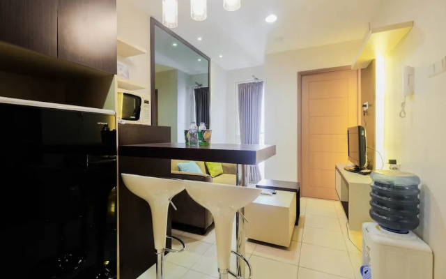 Luxurious and Comfy 2BR Cinere Bellevue Suites Apartment