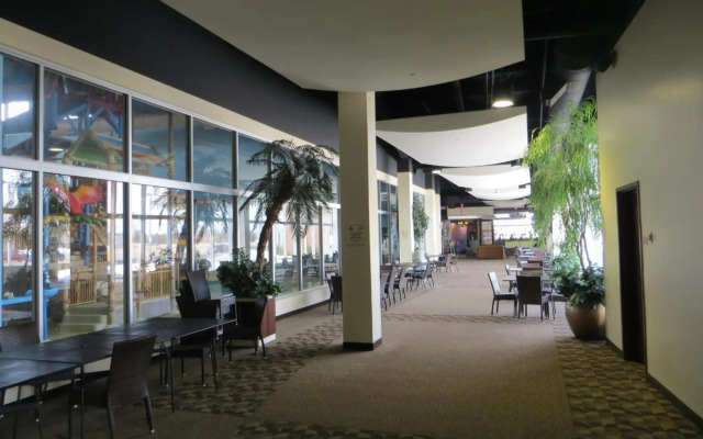 Canad Inns Destination Center Grand Forks