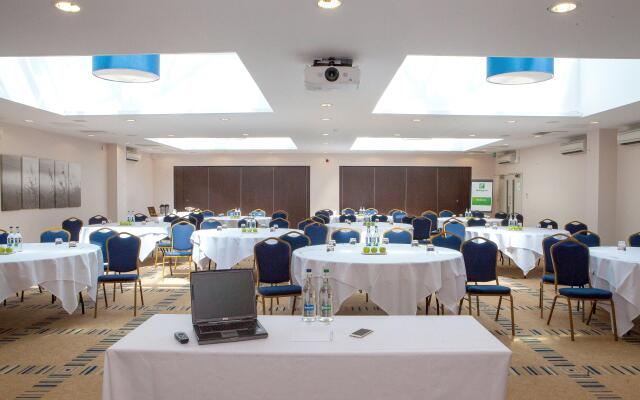 Holiday Inn London Gatwick - Worth by IHG