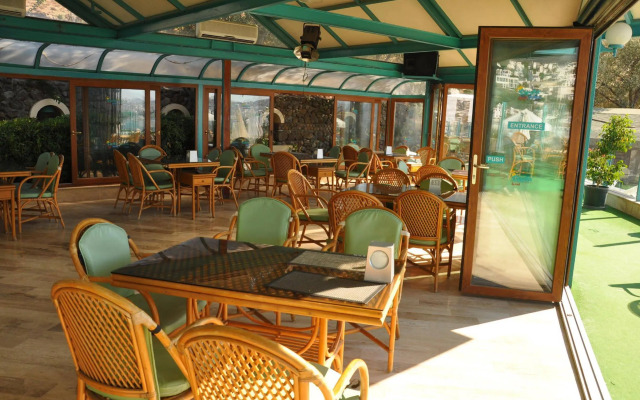 Siesta Beach & Apart Hotel