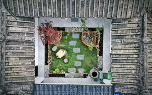 Zizai Ju · Courtyard Garden Design Boutique Hotel