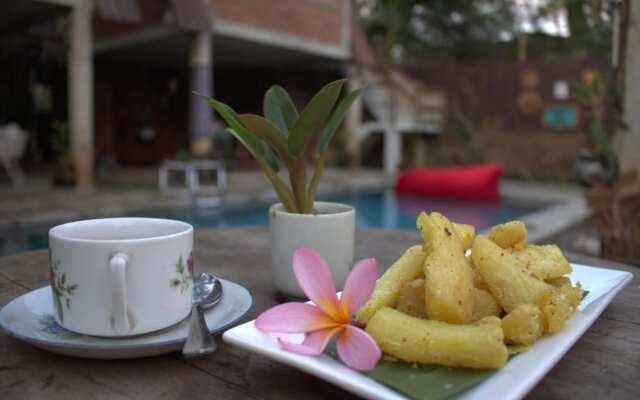 Omah Kulon Cabins and Pool