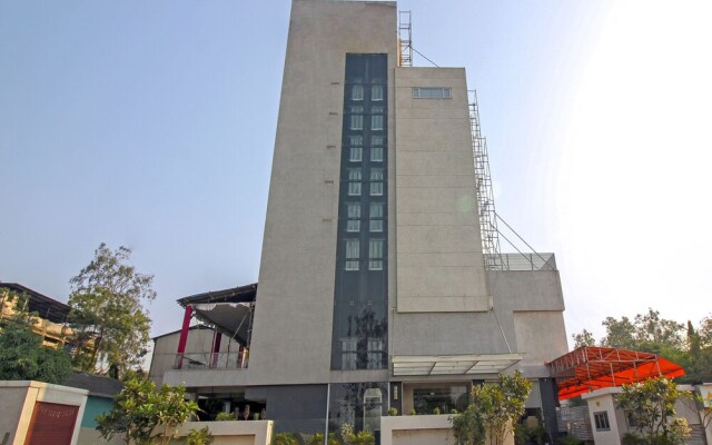 Capital O 2096 Krishna Palace Hotel