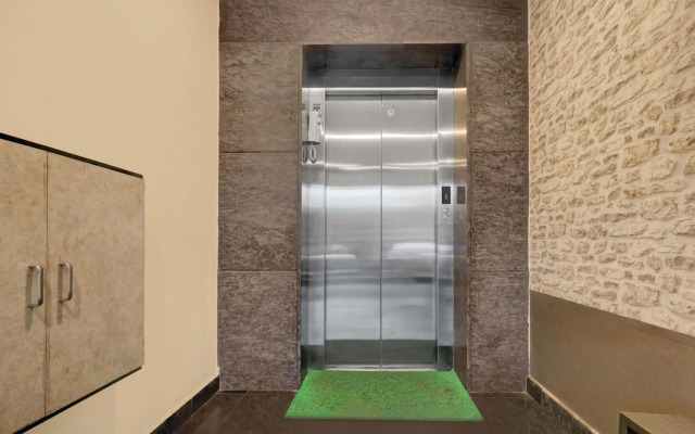 Super OYO Capital O 49955 Hotel Green Tree