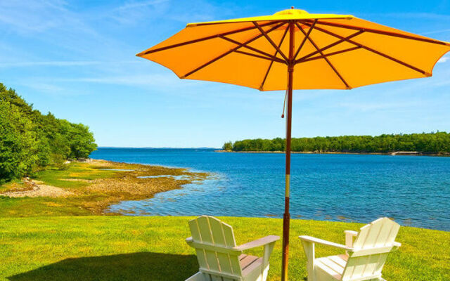 Strawberry Hill Seaside Inn