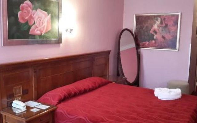 Otel Kaya