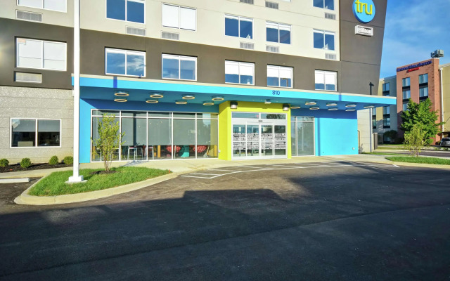 Tru by Hilton Louisville Airport