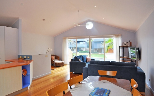 The Sails 8 - Central Location – Guest Rooms – Inverloch
