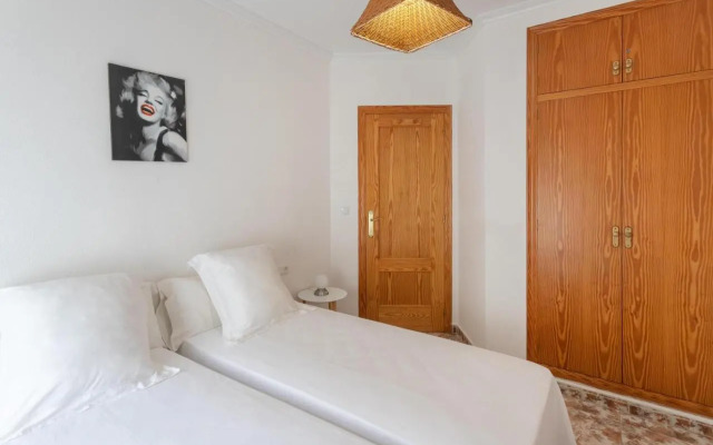 Apartment 50 meters from the beach