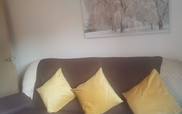 Beautiful 1-bed House in Manchester