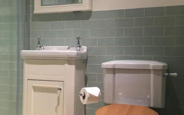 Newly Converted Self Contained Annex With Garden