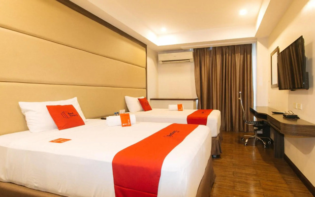 West Avenue Suites