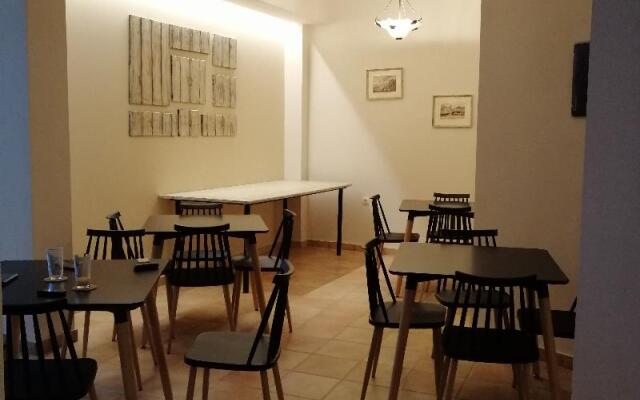 Elanthi Village Hotel