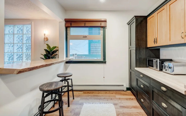 Banff Mtn Home - Real Rockies Experience