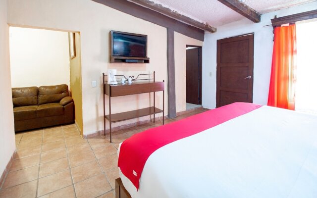OYO Hotel D' Cervantes
