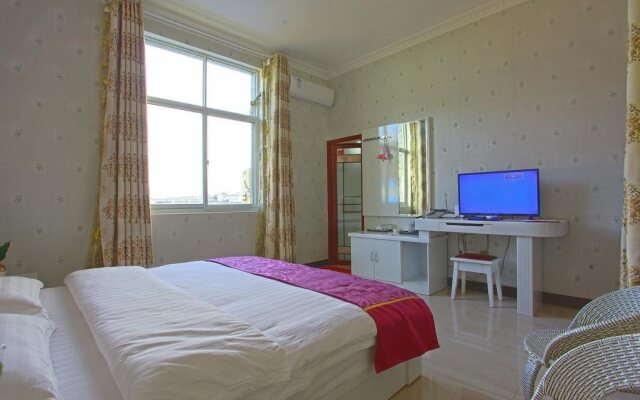 Lijiang Airport Yijia Hotel