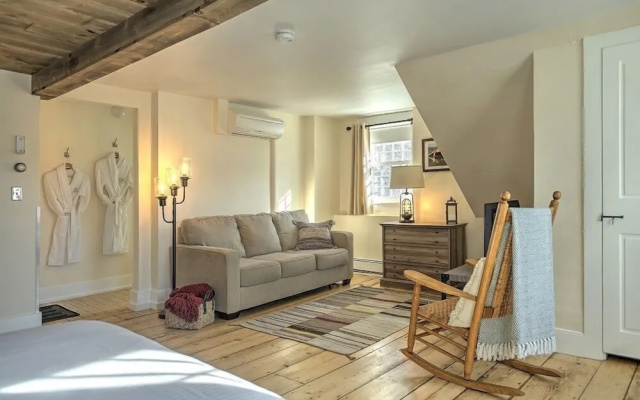 The Woodstocker B&B