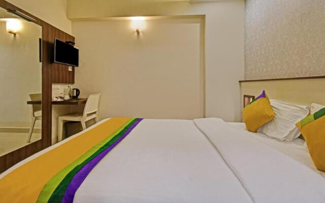 Itsy Hotels Deluxe Inn