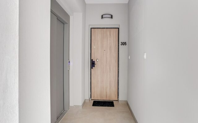 Sanders Old Port - Cute 1-bdr. Apt. w/ Balcony