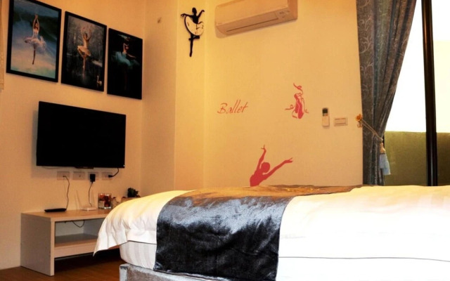 Puli Waltz Villa