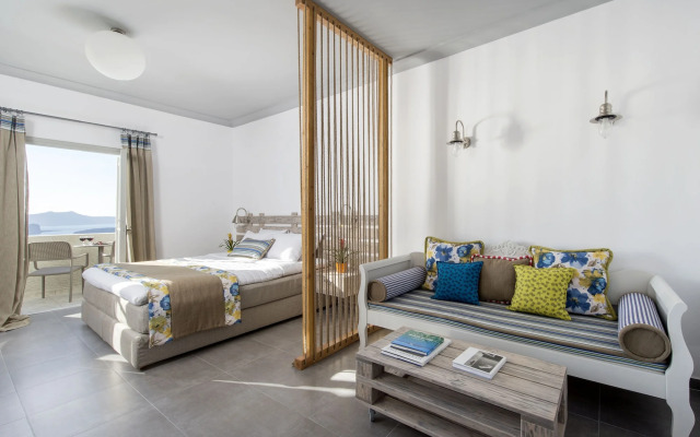 Caldera's Dolphin Suites