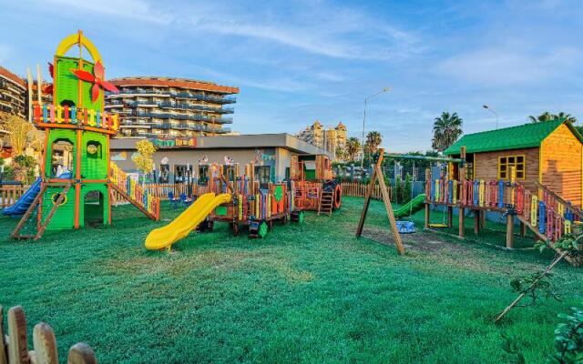 Kirman Calyptus Hotel
