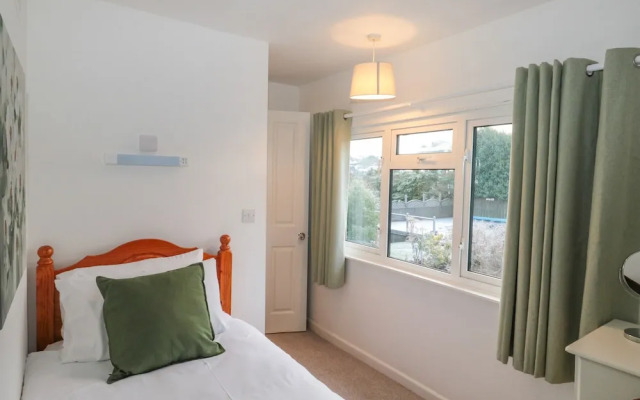 Honeysuckle Cottage